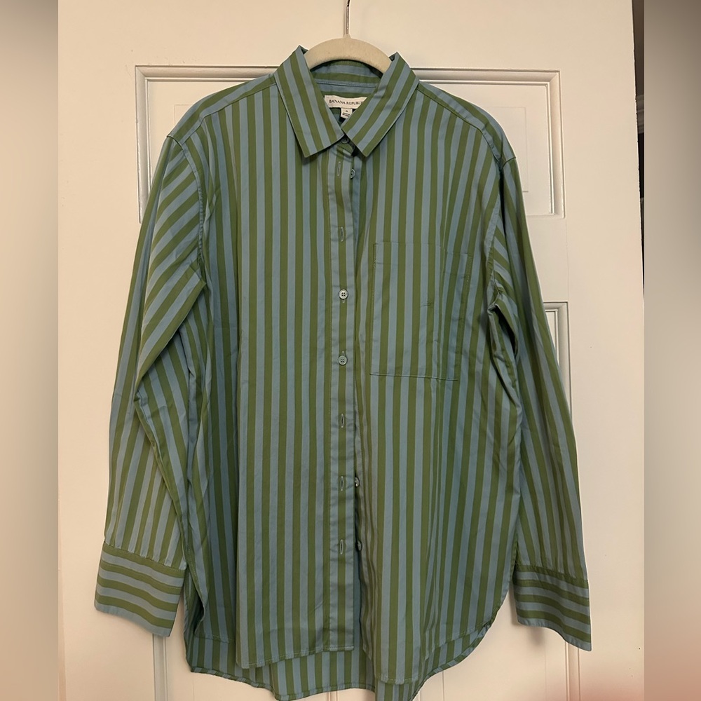 Banana republic striped long sleeve blouse